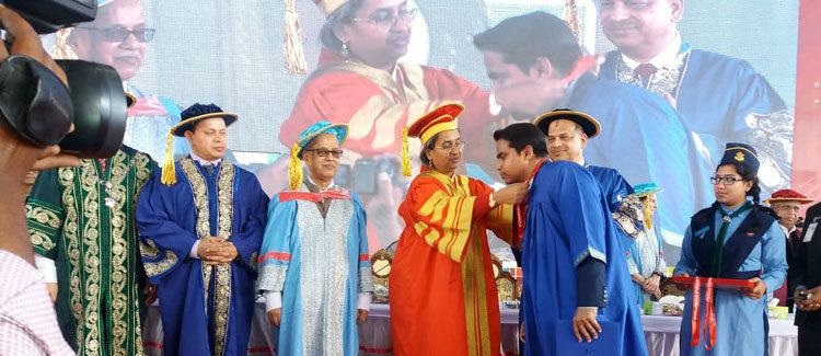 উচ্চ শিক্ষিতদের মধ্যে বেকারত্ব বেশি