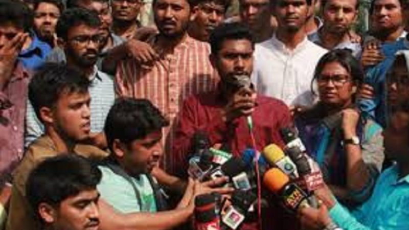 চার সুরে একদিনেই কথা বললেন ভিপি নুর