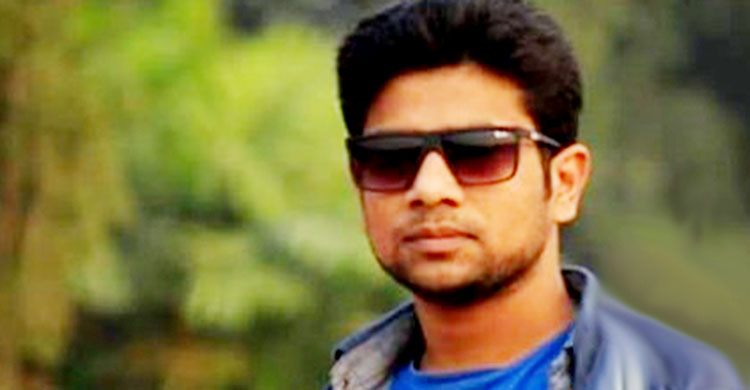 ছাত্রী হলে জন্ম নেয়া সন্তানের বাবা আমি