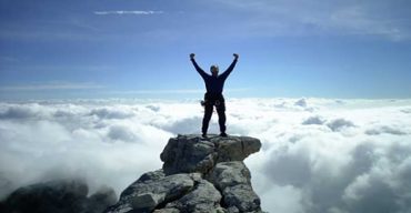 সফলতার শীর্ষে পৌছাতে যা করতে হবে