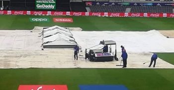 বৃষ্টির কারনে বাংলাদেশ-শ্রীলংকা ম্যাচে টস হতে দেরি