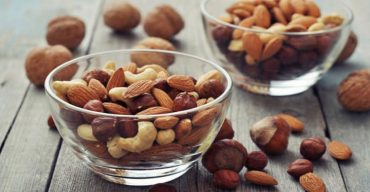 সহজে ওজন কমাবেক  বাদাম!