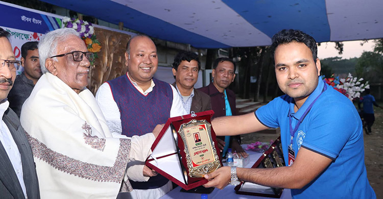 কাজিরবাগ ব্লাড ডোনেট ক্লাবের ৩য় প্রতিষ্ঠা বার্ষিকী উদযাপন
