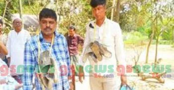 করোনা ভাইরাসের টিকা বিক্রির অভিযোগে দুই যুবককে গণপিটুনি