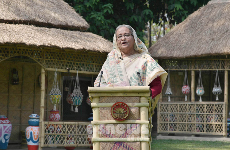 ক্রান্তিকালে মনোবল হারাবেন না, চিকিৎসকদের প্রধানমন্ত্রী