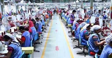 চট্টগ্রামে খুলে দেয়া হলো শতাধিক কারখানা