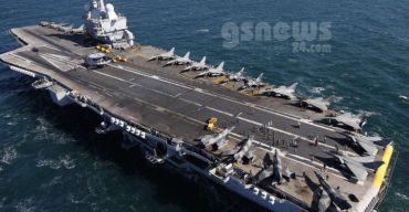 করোনায় আক্রান্ত ফ্রান্সের বিমানবাহী রণতরির ৬৬৮ নাবিক