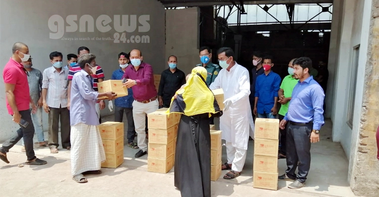 চট্টগ্রাম-ফেনীতে প্রাণ-আরএফএল গ্রুপের খাদ্য সামগ্রী বিতরণ