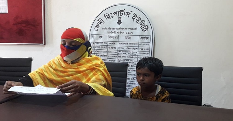 সোনাগাজীতে যুবলীগ কর্মীকে অস্ত্র ও মাদক দিয়ে ফাঁসানোর অভিযোগ