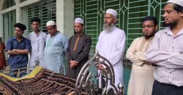 মারা গেছেন বাংলাভিশনের ফেনী প্রতিনিধি রফিকুল ইসলামের মা